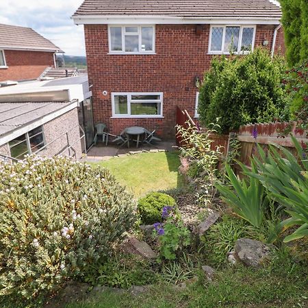 Basford View Villa Cheddleton Exterior photo