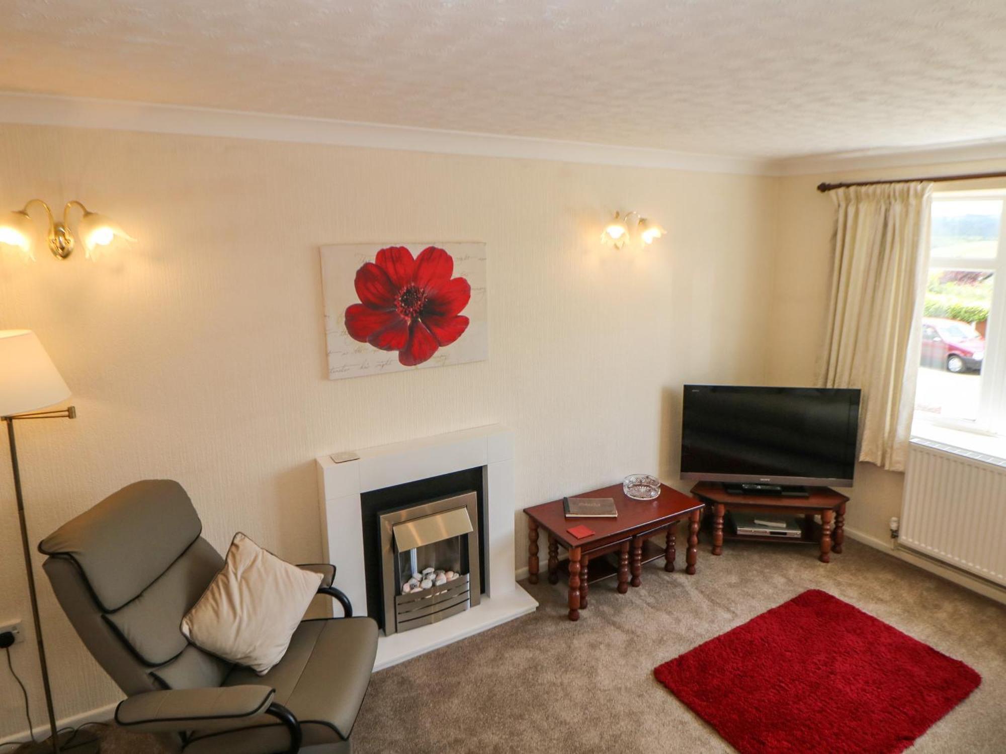 Basford View Villa Cheddleton Exterior photo