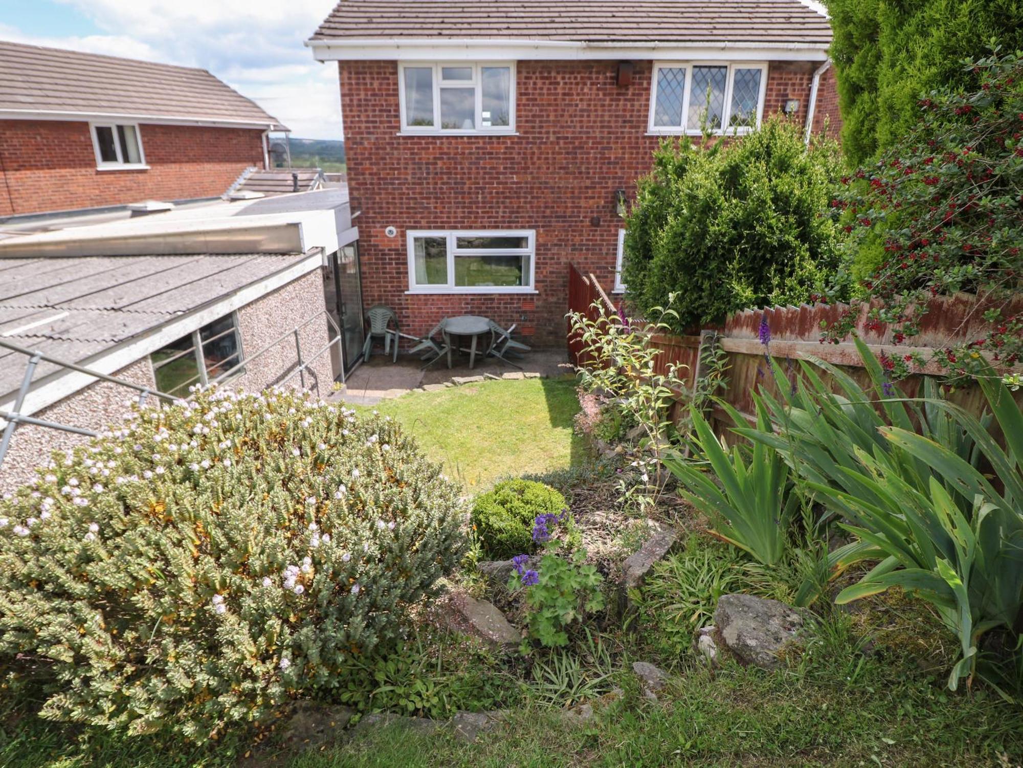 Basford View Villa Cheddleton Exterior photo